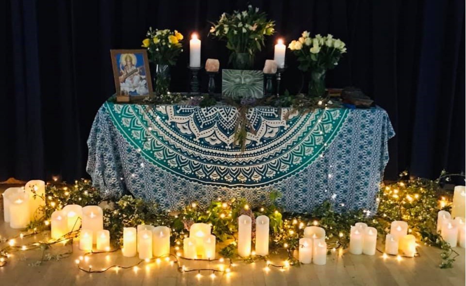 beltane_altar